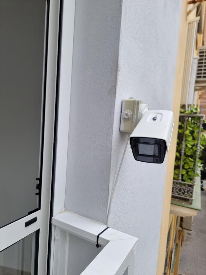 Apartamentos Zanca City Center Free Luggage Storage Málaga Kültér fotó